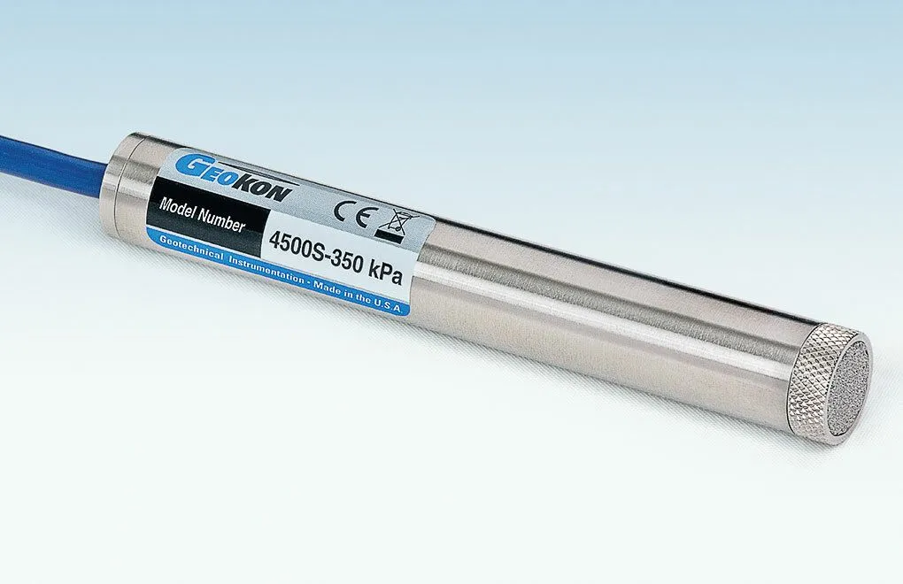 Attach 02-250V6 cable in METERS 4500S-350KPA GEOKON
