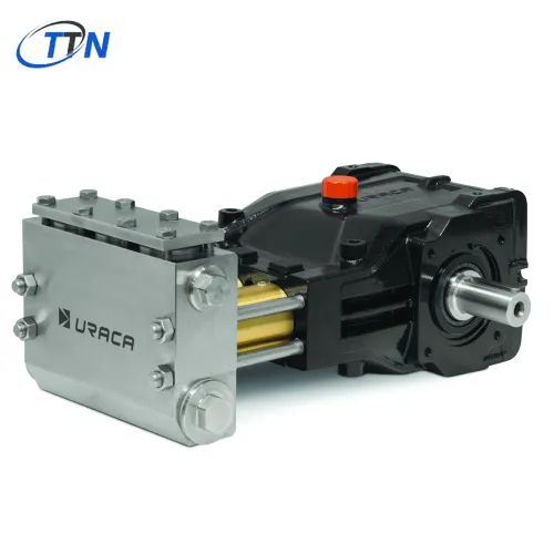 Máy bơm pít tông ba xi lanh áp suất cao P3-15 URACA Việt Nam