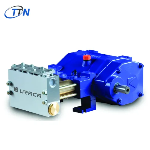 Máy bơm pít tông ba xi lanh áp suất cao P3-19 URACA Việt Nam
