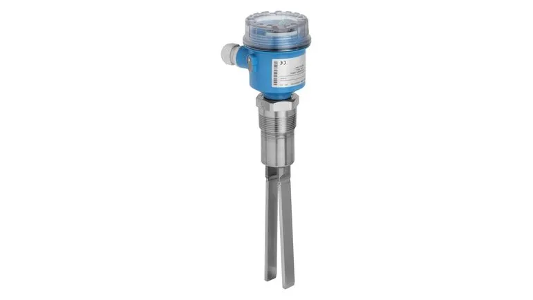 Universal point level switch sensing FTM50-AGG2K4A32AA E+H
